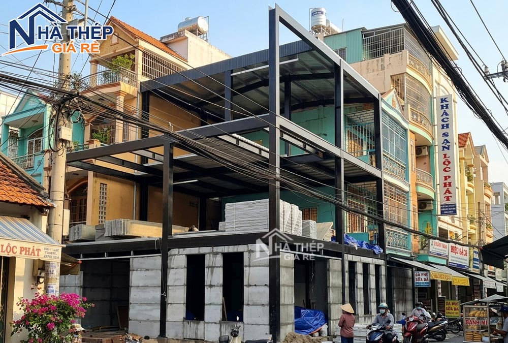  Nhà thép tiền chế