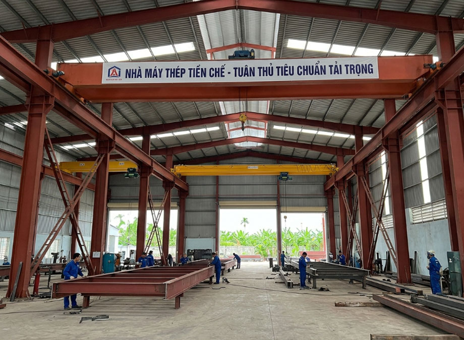 nhà xưởng khung thép