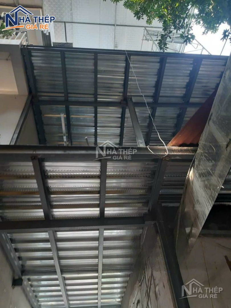 Dự án thi công nhà khung thép I250 và sàn deck